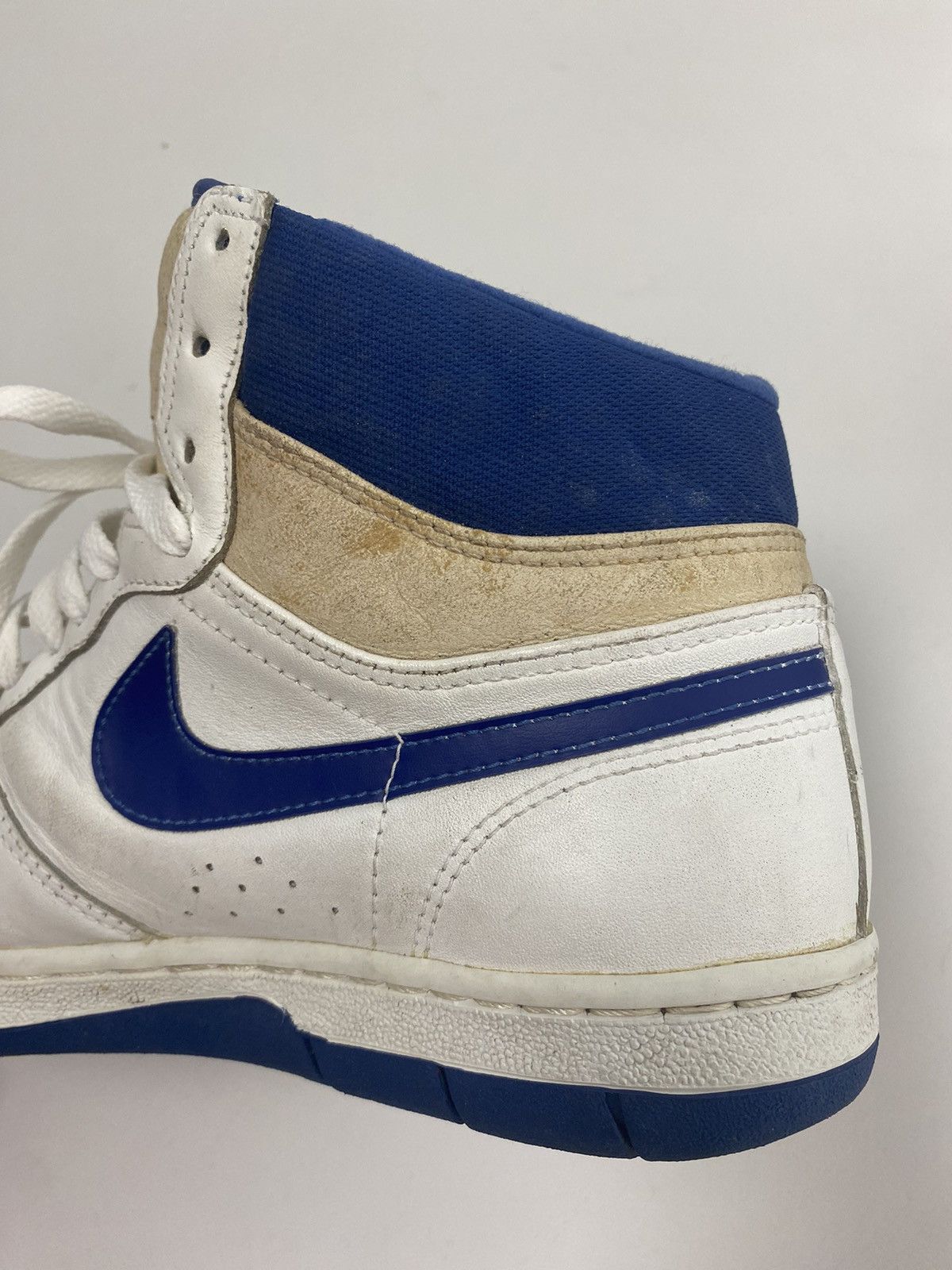 Nike 1988 Vintage Original Nike Court Force High Basketball Shoes Size US 10.5 / EU 43-44 - 12 Thumbnail