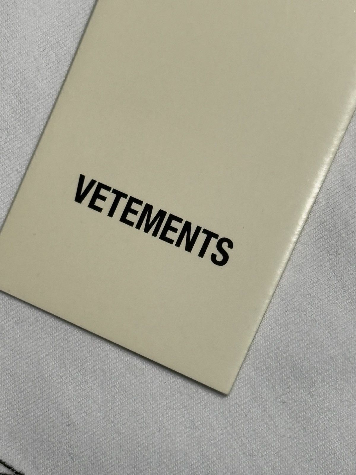 Complex 1/1 Vetements x ComplexCon Signed Guram Gvasalia Tee Size US M / EU 48-50 / 2 - 3 Thumbnail
