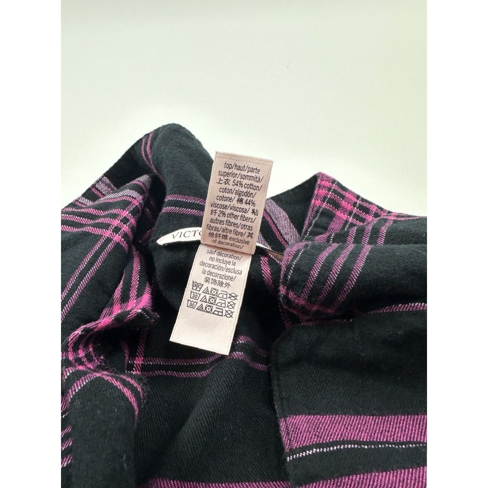 Victoria's Secret VINTAGE Victoria’s Secret Pajama Top Shirt Womens Large Black Pink Plaid Short Sleeve Collared L Womens Size L / US 10 / IT 46 - 4 Thumbnail