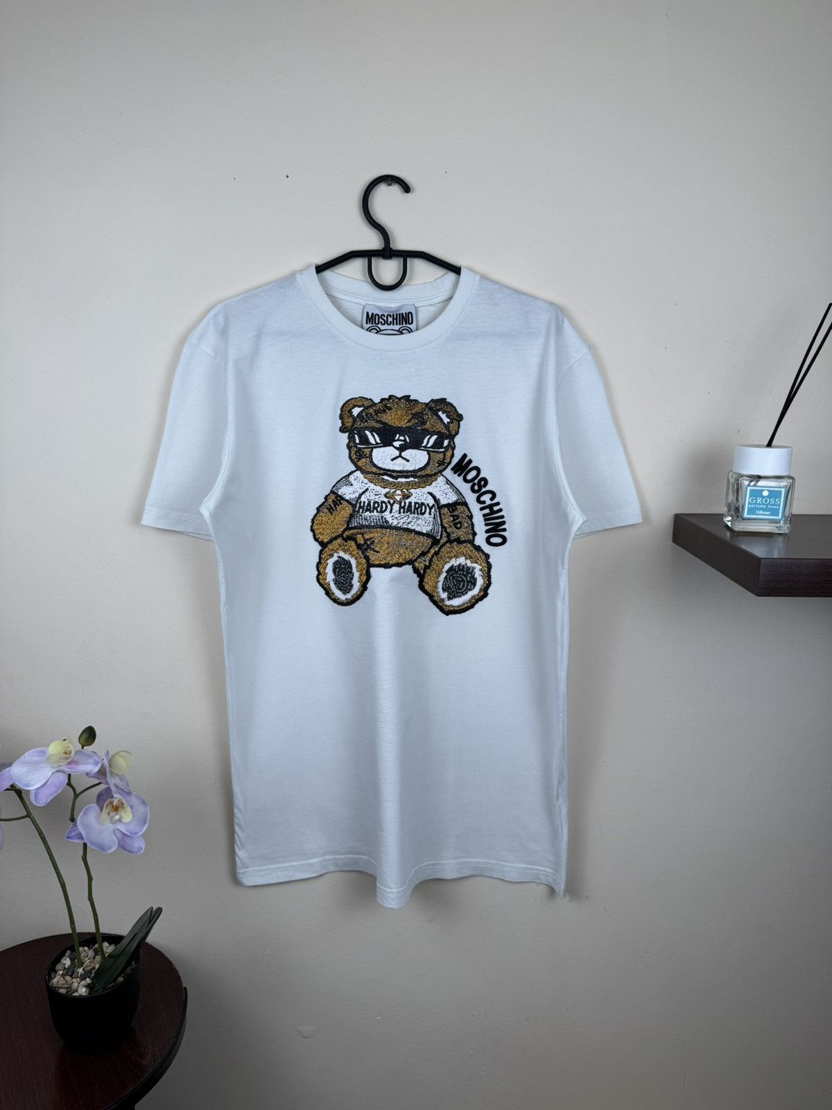 Moschino Moschino T shirt Teddy Bear Hardy White Mens Luxury Hype Size US XXL / EU 58 / 5 - 1 Thumbnail