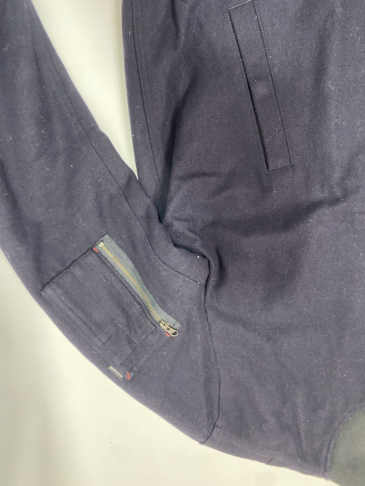 Carhartt Wip Perry Carhartt Wip bomber jacket size XL blue with zip used Size US XL / EU 56 / 4 - 4 Thumbnail