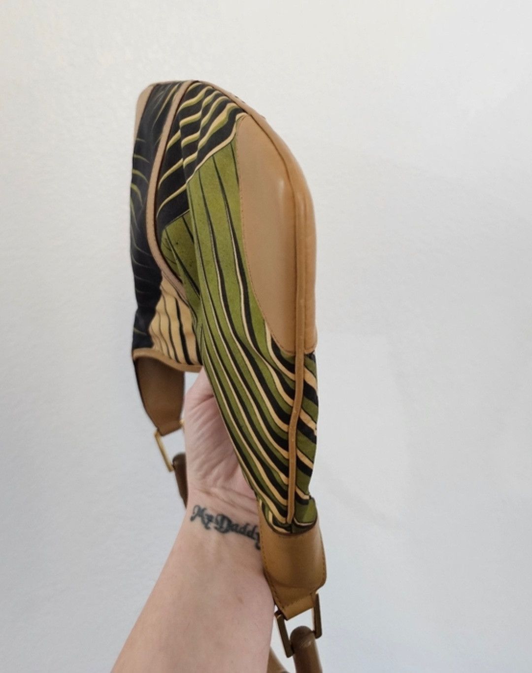 Gucci Vintage Gucci Satin Bamboo Jackie O Shoulder Bag Size ONE SIZE - 8 Thumbnail