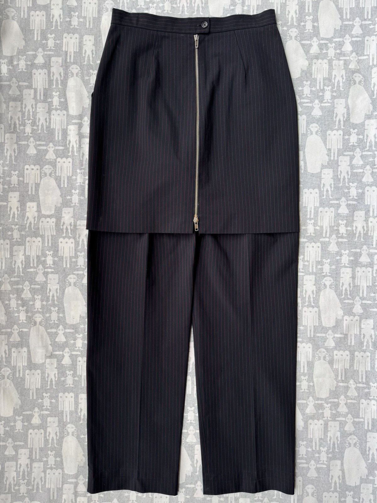 Alexander McQueen Alexander McQueen AW98 Skirt-Pants Pinstripe Joan Trousers Size 32" / US 10 / IT 46 - 3 Thumbnail