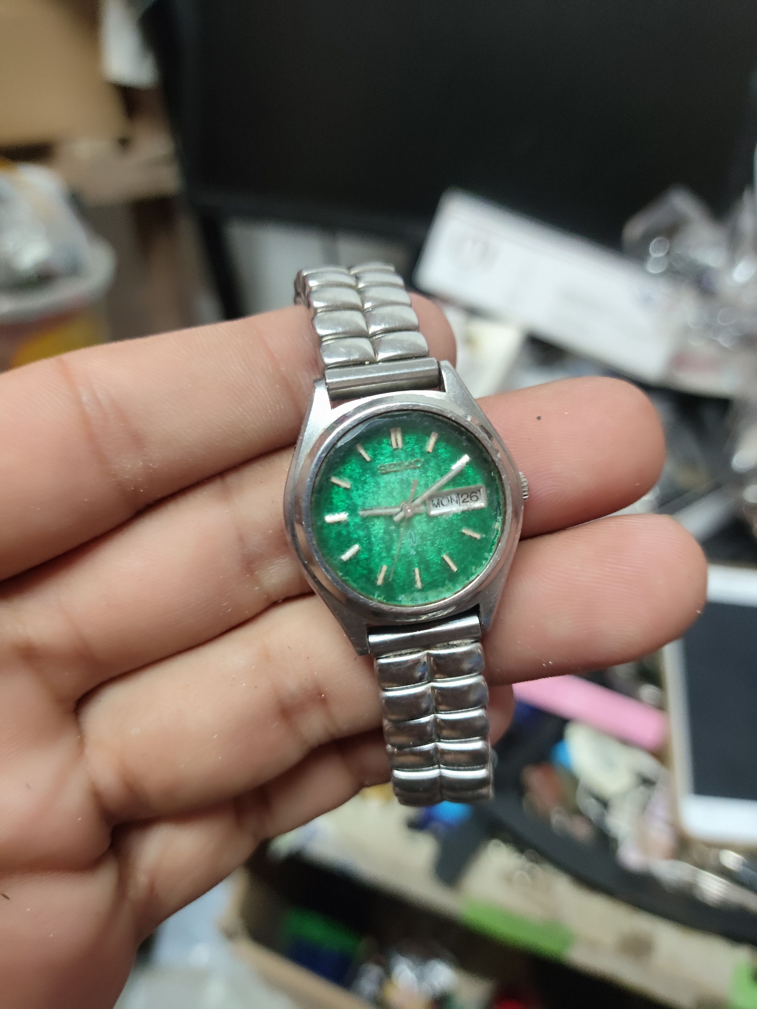 Seiko Vintage Seiko Watch JAPAN MADE QUARTZ Engine Size ONE SIZE - 6 Thumbnail
