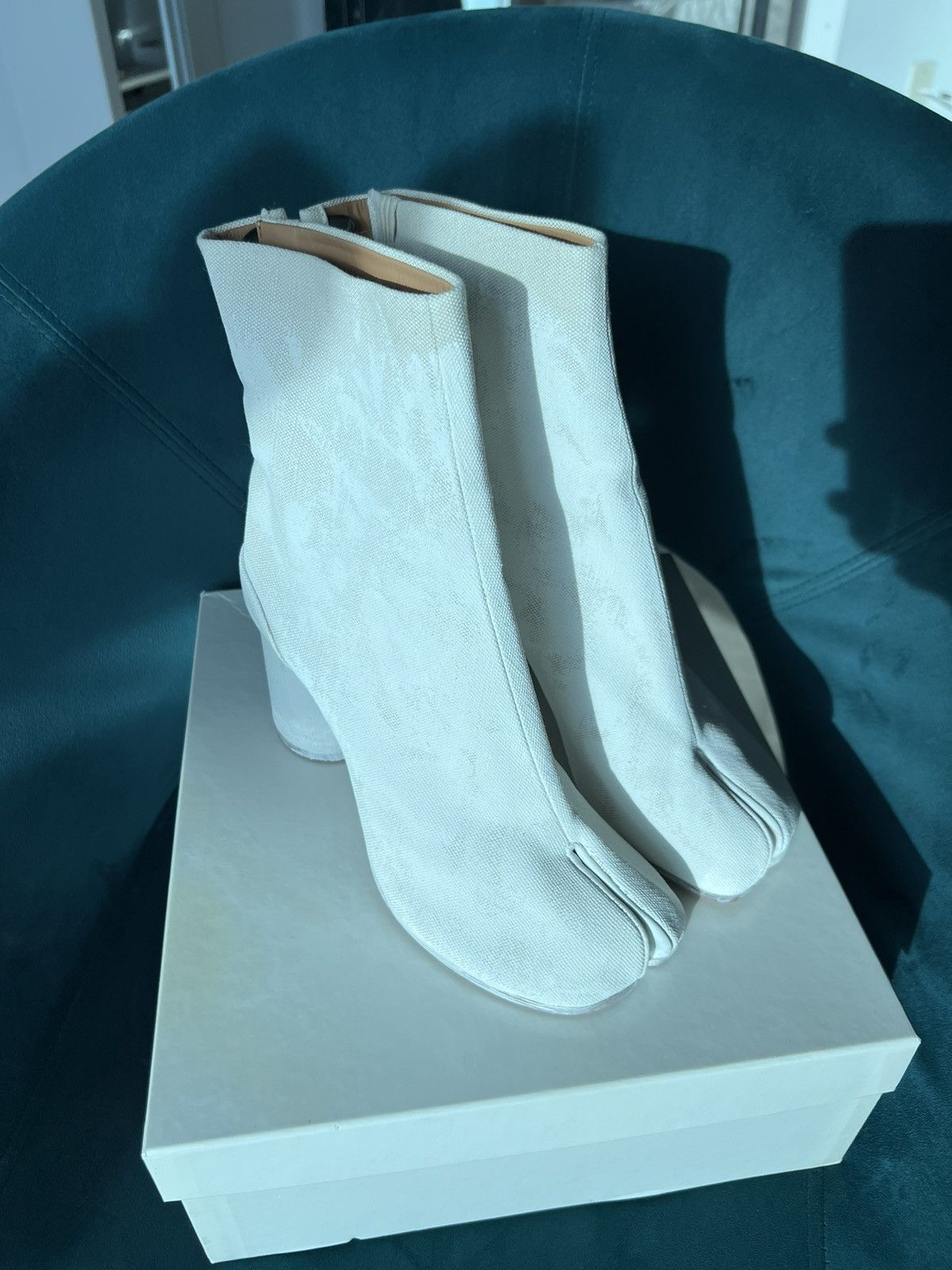 Maison Margiela Maison Margiela White Tabi Boots 38EU/8US | Grailed