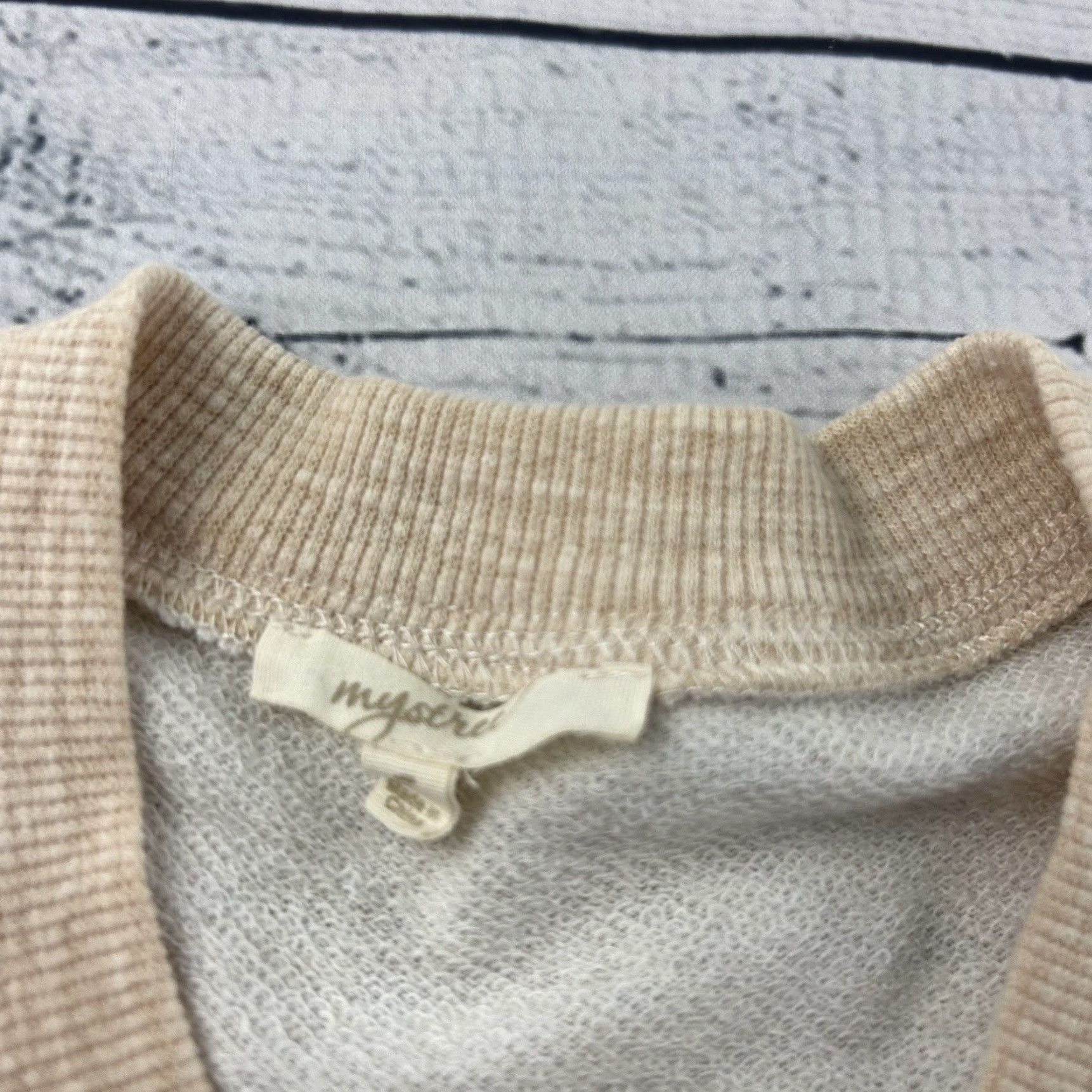 Vintage Mystree Short Eyelet Ruffle Sleeve Full Zip Sweater Women's S Beige Size S / US 4 / IT 40 - 4 Thumbnail