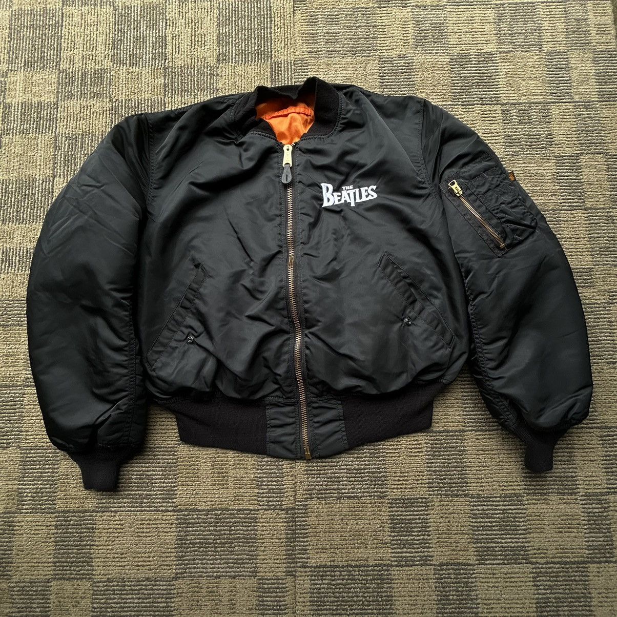 Vintage Vintage Y2k The Beatles Logo Embroidered Bomber Nylon Jacket Size US S / EU 44-46 / 1 - 1 Thumbnail