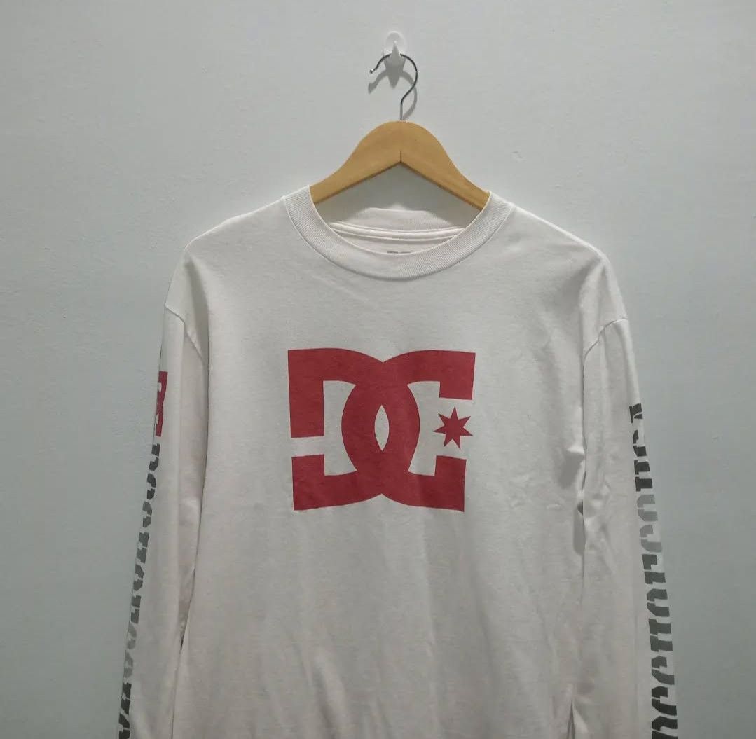 DC TSHIRT : DC x ROB DYRDEK Size US M / EU 48-50 / 2 - 3 Thumbnail