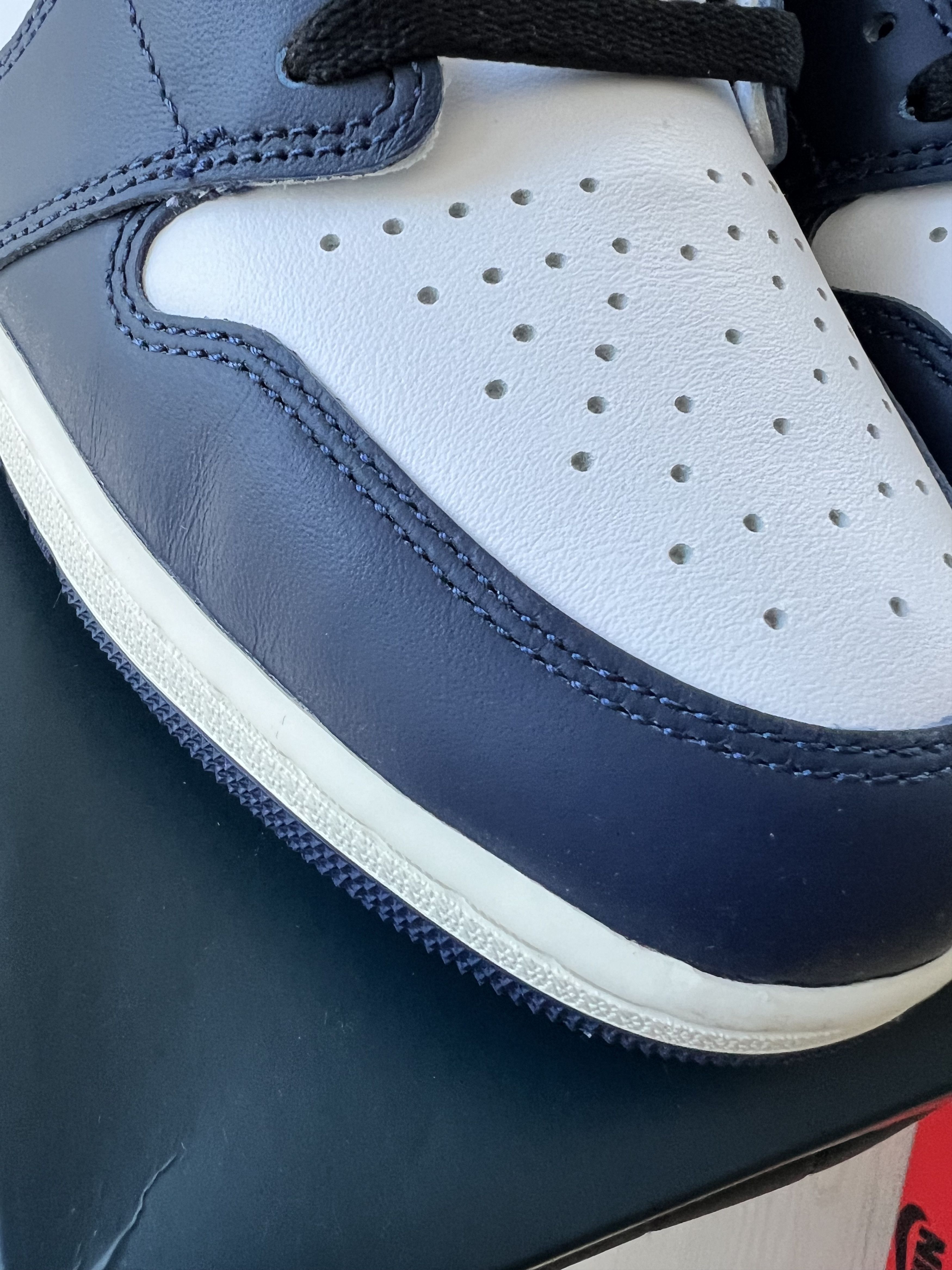 Jordan Brand × Nike JORDAN 1 HIGH MIDNIGHT NAVY *DAMAGED BOX 📦* Size US 12 / EU 45 - 2 Thumbnail