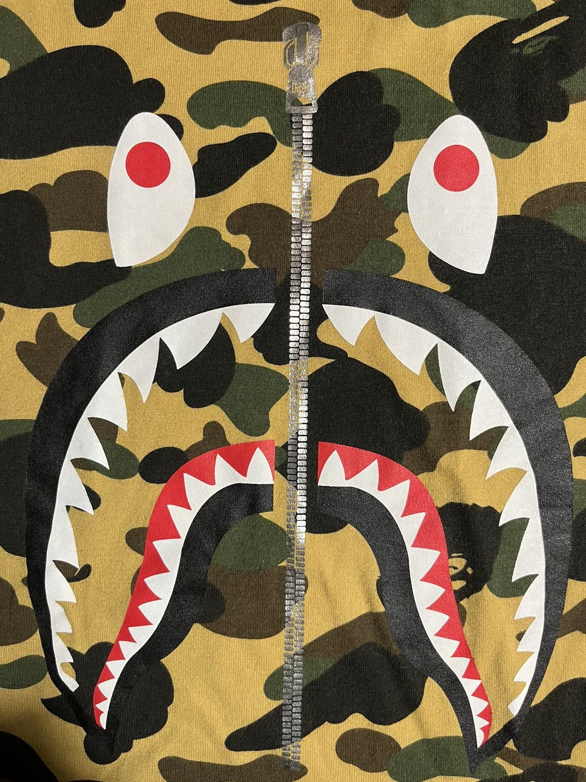 Bape Bape Shark Face Camo Shirt Large Size US L / EU 52-54 / 3 - 3 Thumbnail