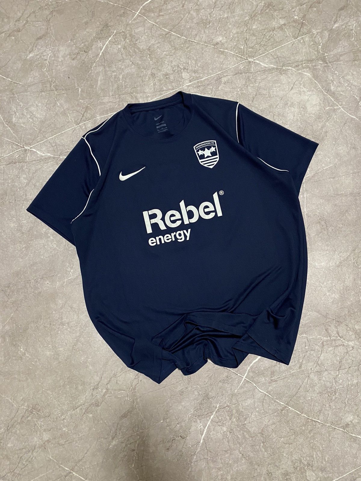 Nike Vintage Nike Washington FC # 18 Soccer Football Jersey Y2K Size US XL / EU 56 / 4 - 1 Thumbnail
