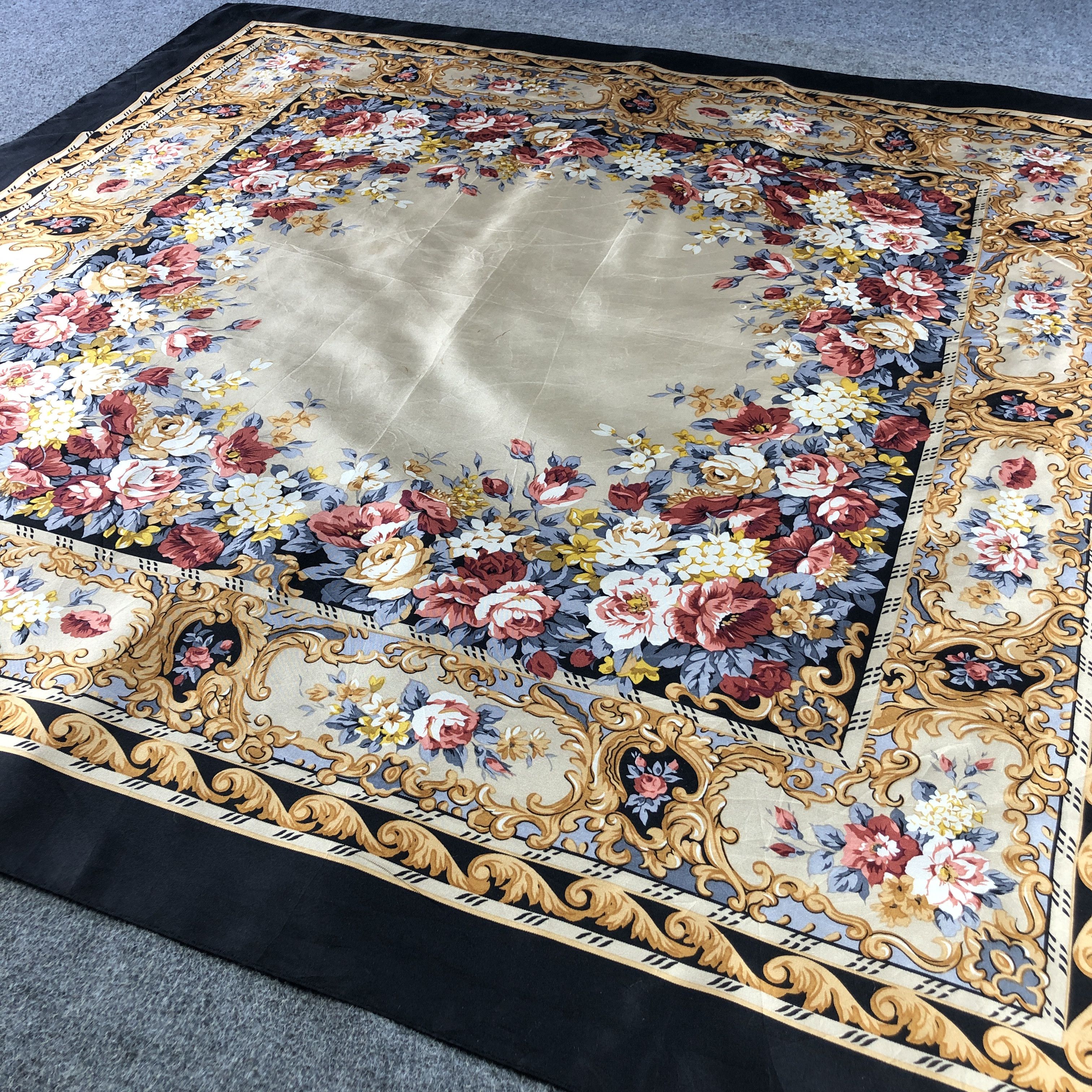 Japanese Brand Vintage Luxury Baroque Design Silk Scarf M1208 Size ONE SIZE - 3 Thumbnail