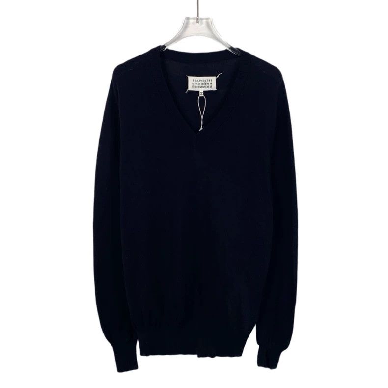 Maison Margiela Maison Margiela Black V-neck cotton long-sleeved sweater 25 Size US S / EU 44-46 / 1 - 1 Thumbnail