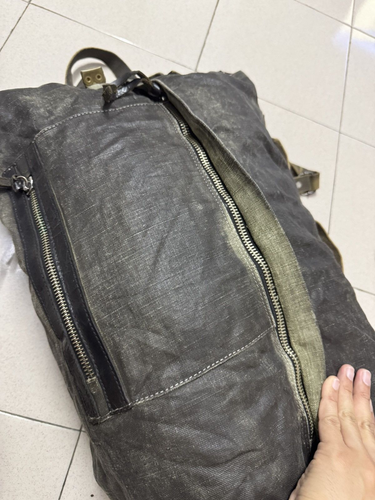 Other SAISEI ITALY RECONSTRUCTED DISTRESSED AVANT GARDE 3-WAYS BAG Size ONE SIZE - 6 Thumbnail