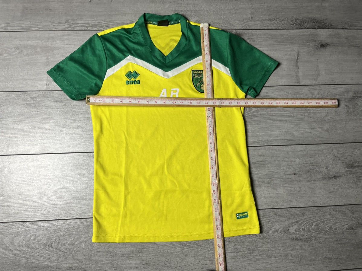 Errea Men’s Jersey T-Shirt Errea Norwich City Albion size Small Size US S / EU 44-46 / 1 - 5 Thumbnail