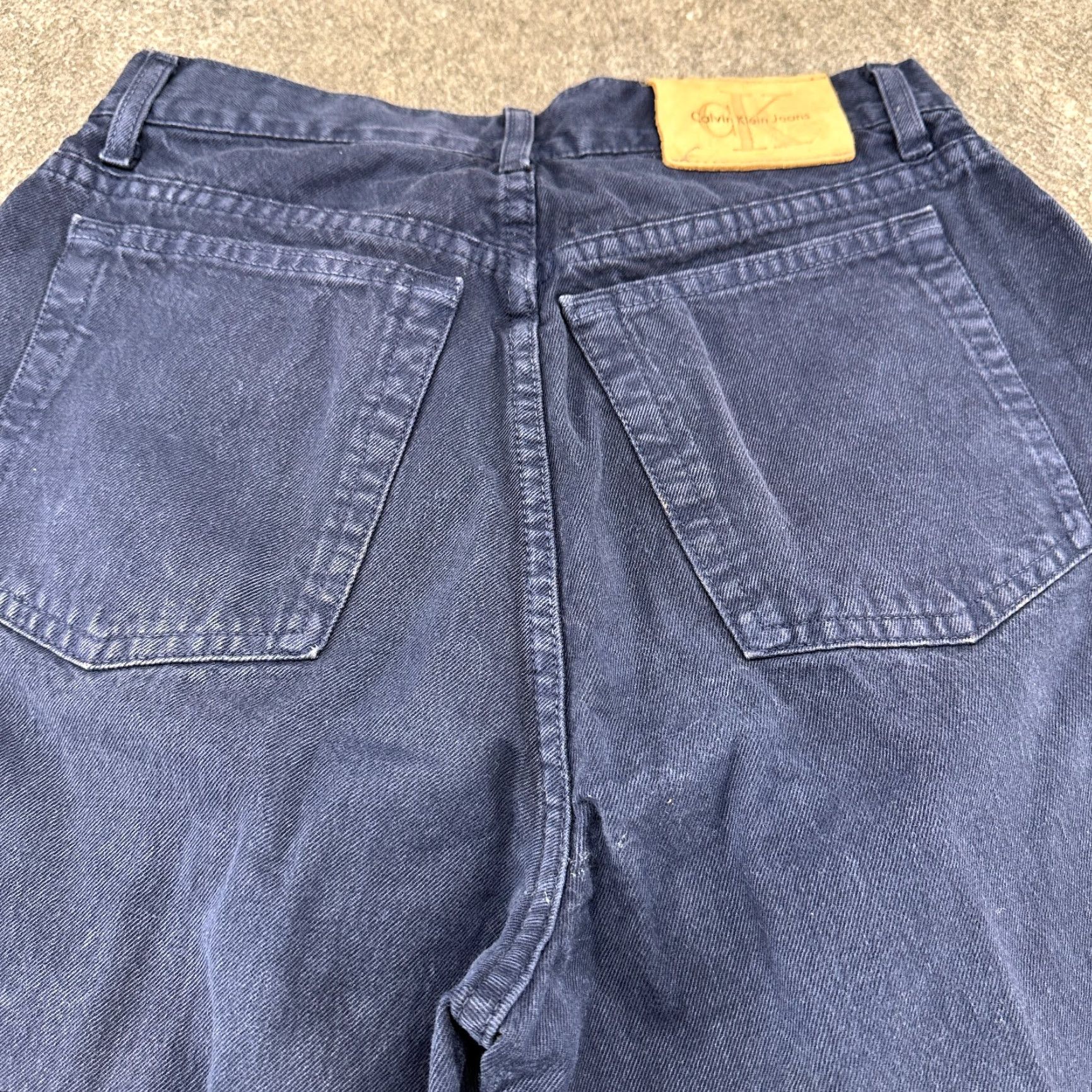Calvin Klein Calvin Klein Jeans Womens 12 Blue Navy Relaxed Tapered Mom Dark Wash Denim 90s Jeans Womens 12 Blue Navy Relaxed Tapered Denim 90s CK Jeans Women 12 Size 29" - 6 Thumbnail