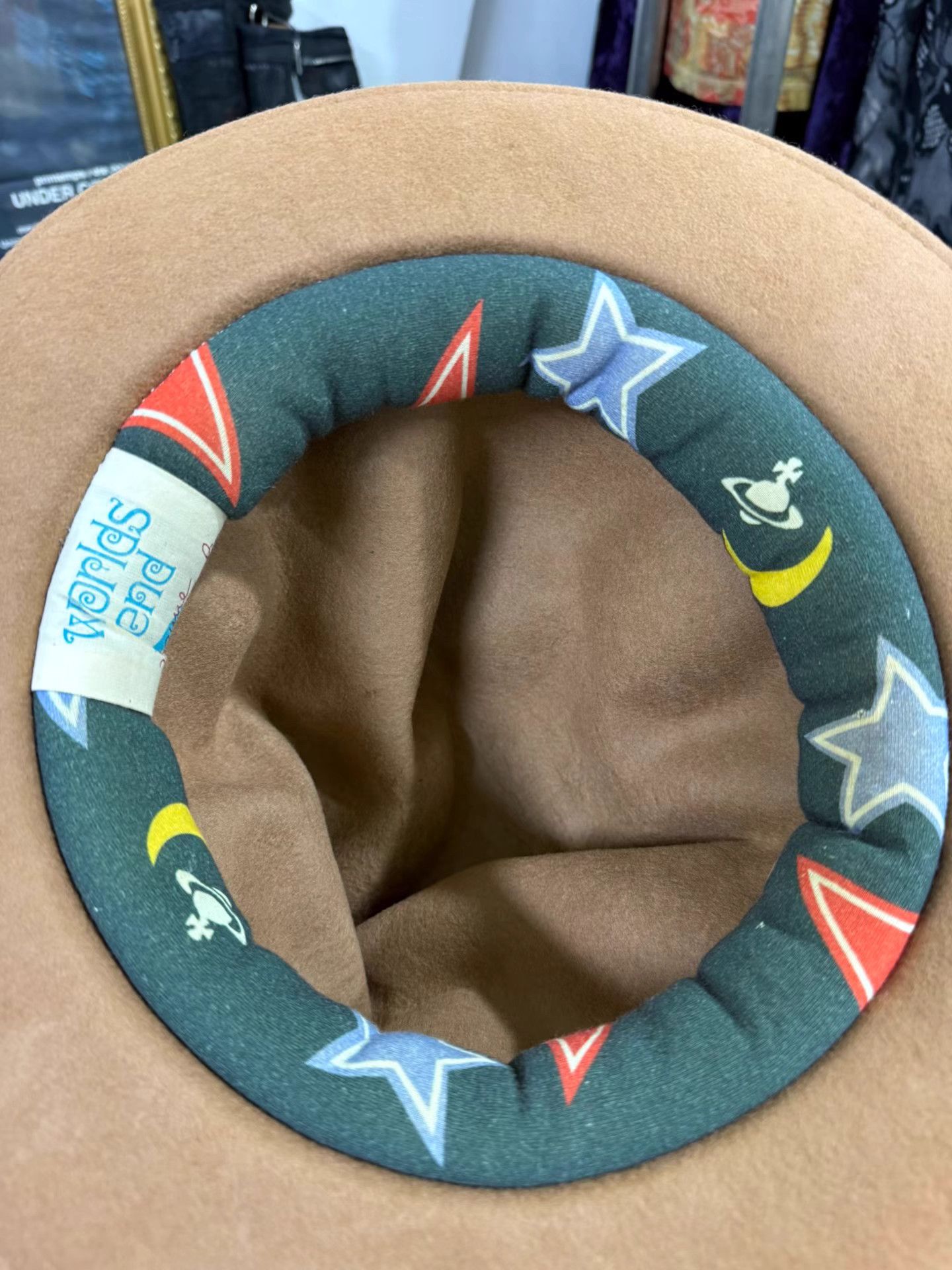 Vivienne Westwood Vivienne Westwood Unique Shaped Fedora K20 Size ONE SIZE - 8 Thumbnail