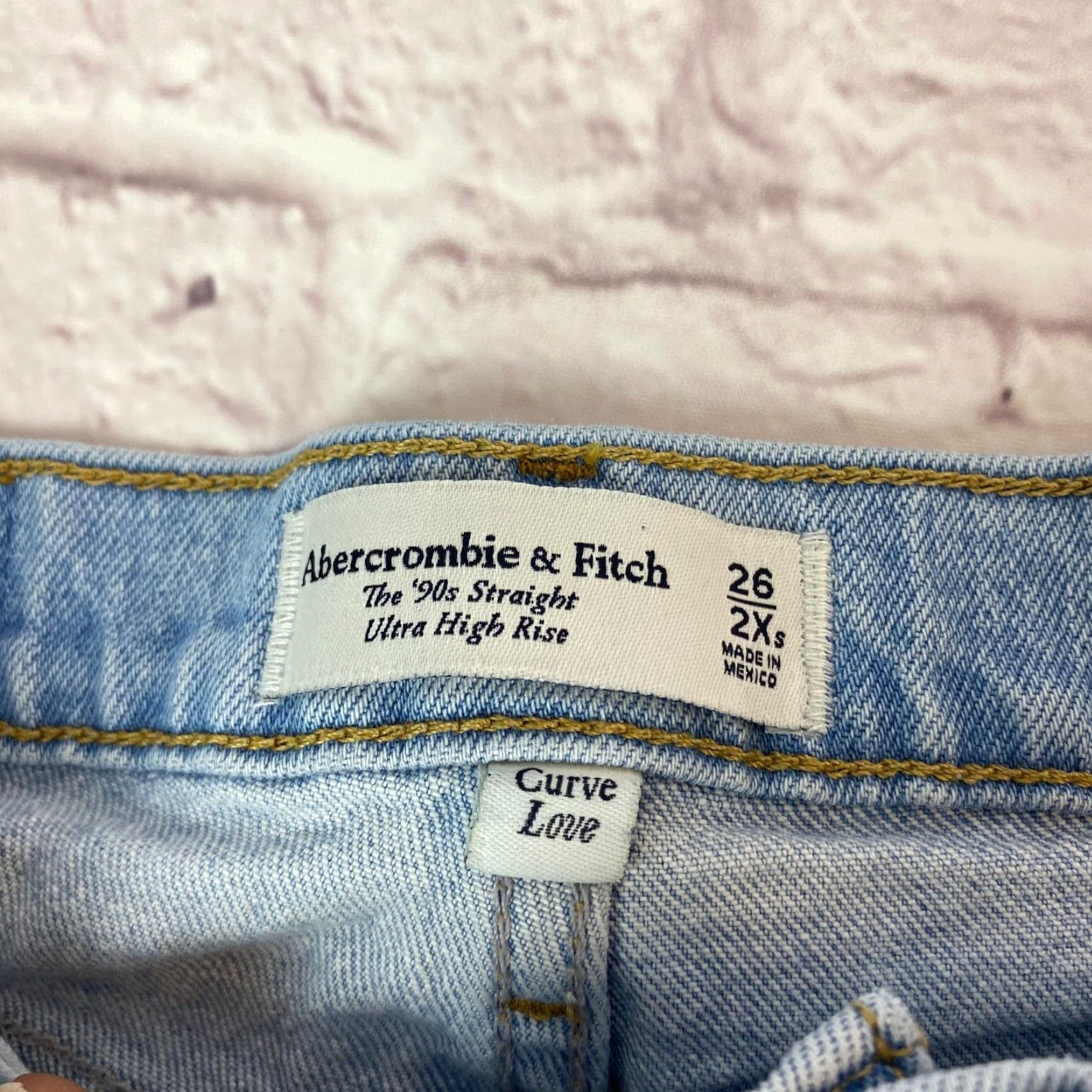 Abercrombie & Fitch Abercrombie & Fitch Teens Junior Jeans 26 The 90s Straight High Rise Distressed Size 26" / US 2 / IT 38 - 2 Thumbnail