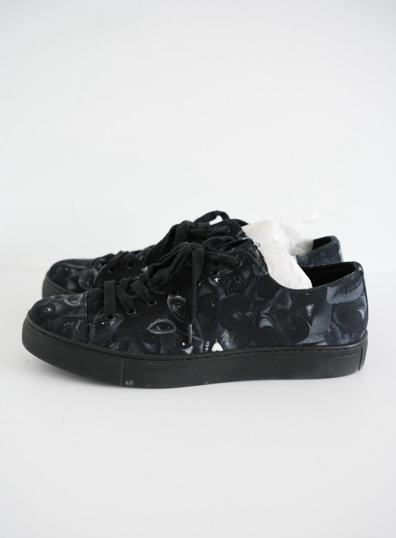 Yohji Yamamoto Yohji Yamamoto 21SS Eye Canvas Sneakers Size US 9 / EU 42 - 2 Thumbnail