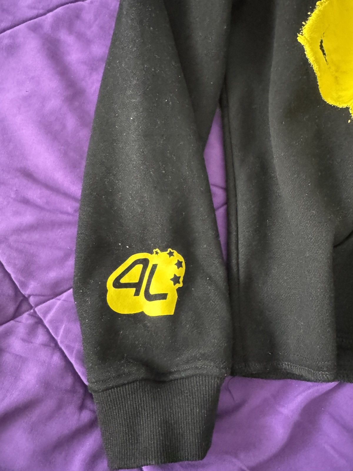 Other Devotion4l Blavk and Yellow Hoodie Size US M / EU 48-50 / 2 - 2 Thumbnail