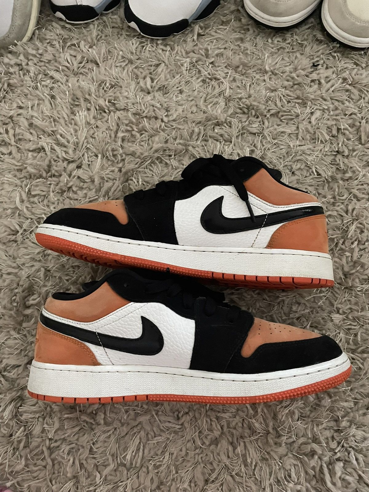 Jordan Brand Jordan 1 Low Shattered backboard Size US 7 / EU 40 - 3 Thumbnail