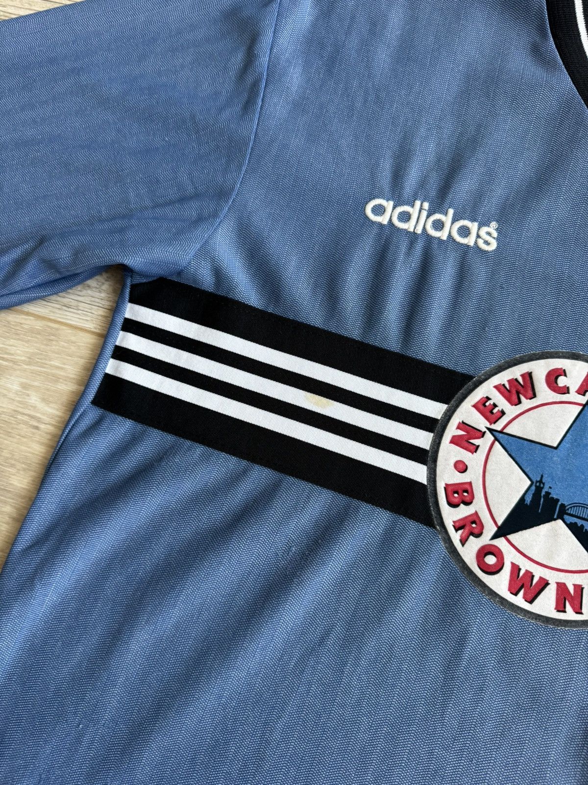 Adidas Vintage 1996-97 Adidas Newcastle United Shearer 9 Jersey Size US L / EU 52-54 / 3 - 8 Thumbnail