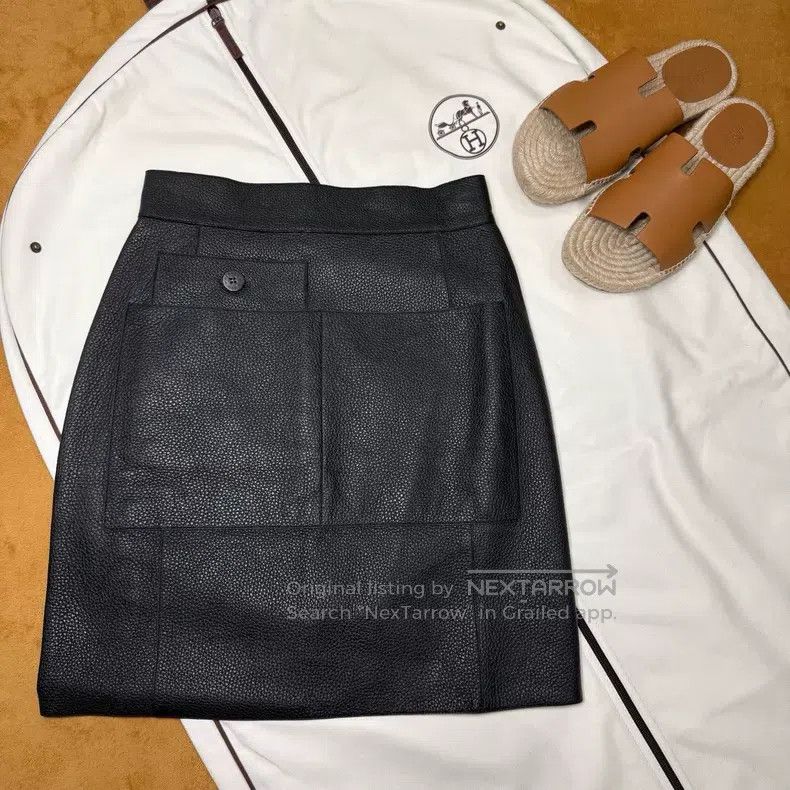 Hermes Hermes Black Leather Pocket Button Short Skirt Size 42" / US 20 - 1 Thumbnail