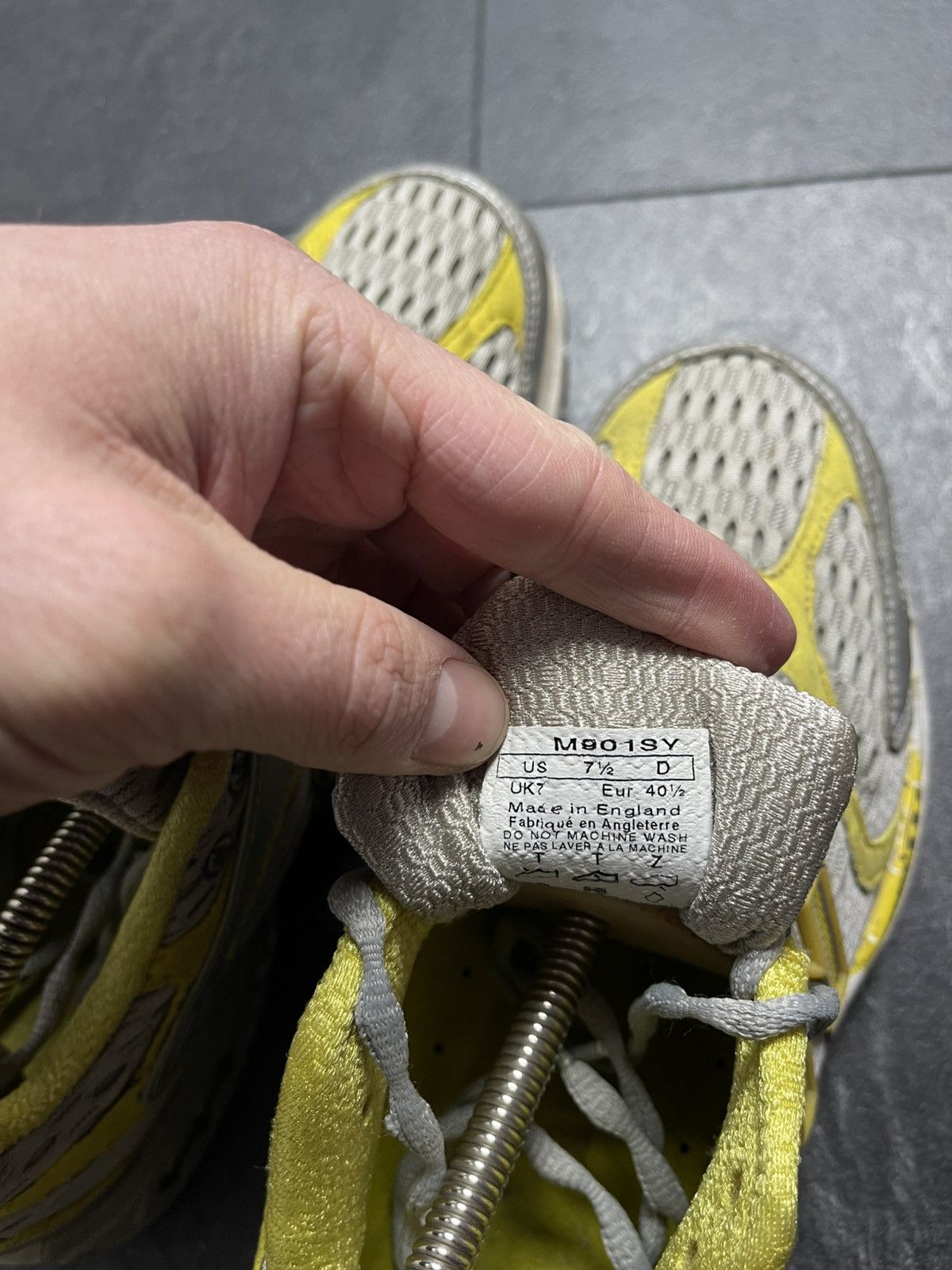 New Balance × Streetwear × Vintage Vintage new balance made in England low top sneakers Size US 7 / EU 40 - 13 Thumbnail
