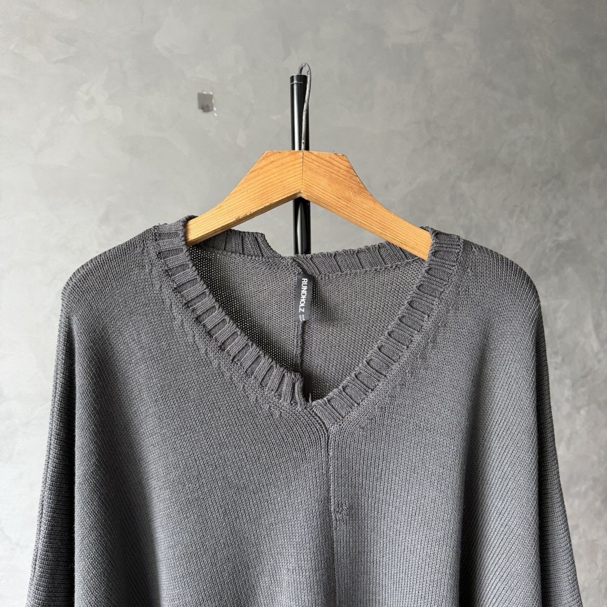 Rundholz Rundholz Avantgarde Crepe Wool Oversized V Neck Sweater Size ONE SIZE - 4 Thumbnail