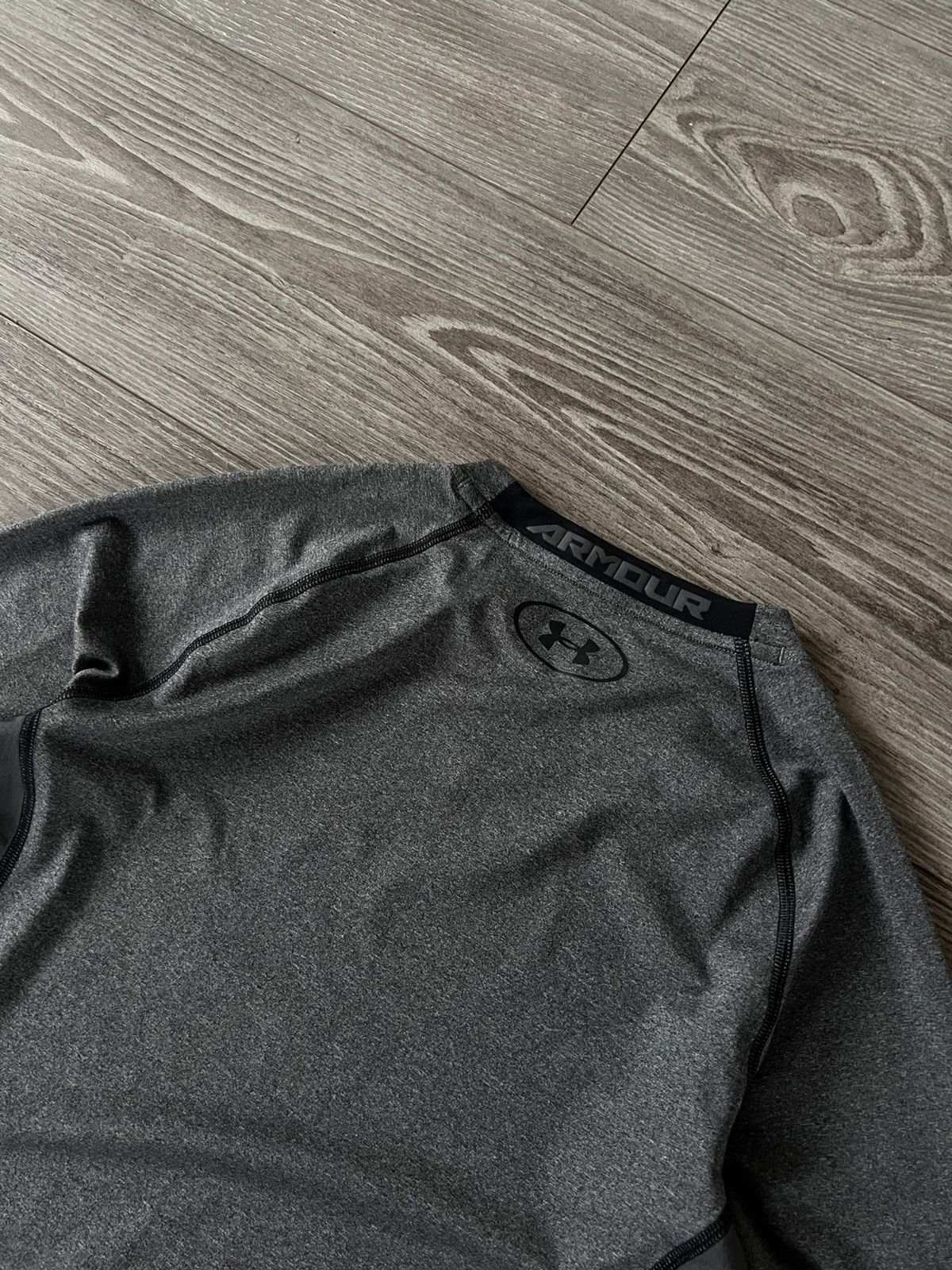 Other × Under Armour Under Armour Central Logo Onix Compression Heatgear Long Tee Size US M / EU 48-50 / 2 - 24 Thumbnail