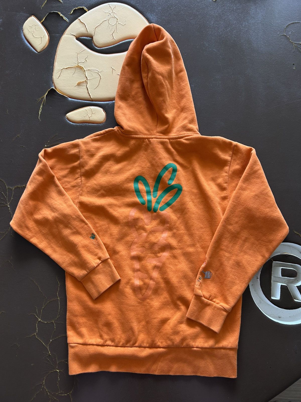 Carrots by Anwar Carrots Crocs X Carrots Collab Hoodie Orange With Embroidery Size US S / EU 44-46 / 1 - 9 Thumbnail
