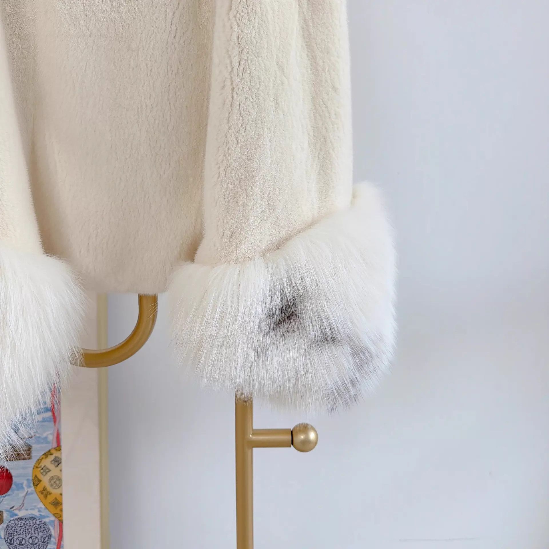 Other CC STUDIOS mink fur cape S Size S / US 4 / IT 40 - 5 Thumbnail