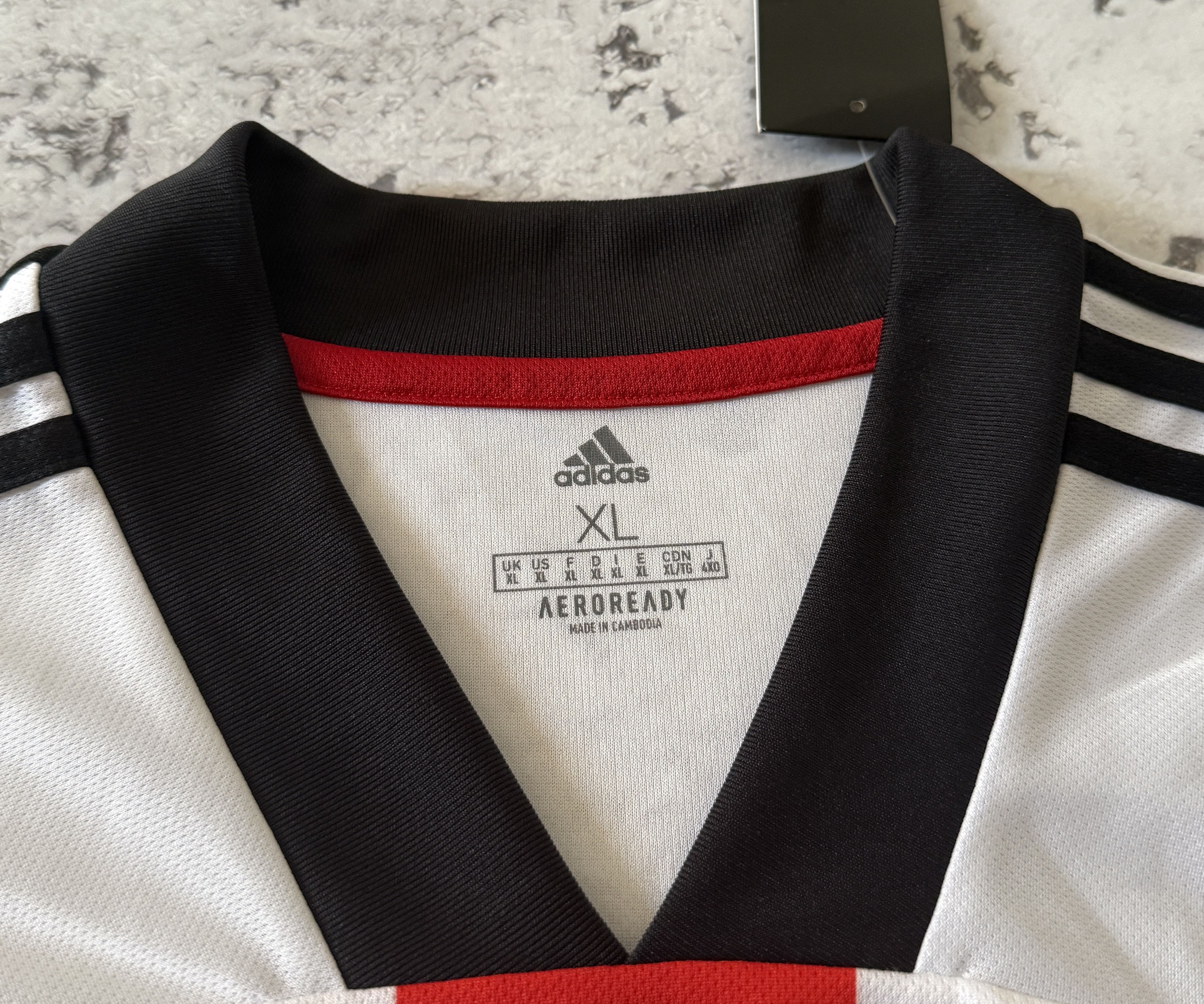 Adidas SHEFFIELD UNITED 2016/2017 FOOTBALL SHIRT JERSEY MAILLOT XL Size US XL / EU 56 / 4 - 2 Thumbnail