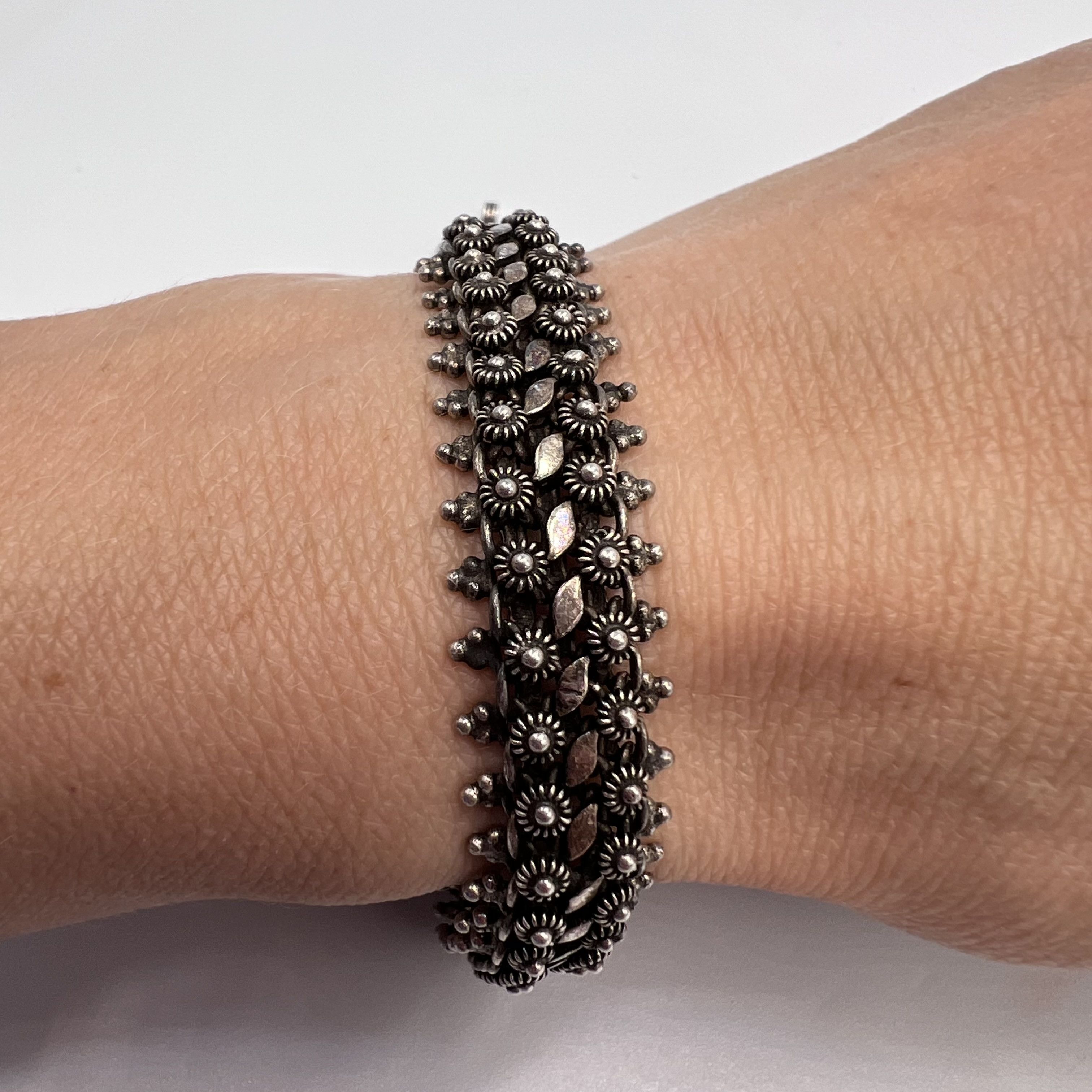 Sterling Silver Vintage Bracelet Chain Black Sterling Silver 925 Jewelry Size ONE SIZE - 1 Thumbnail