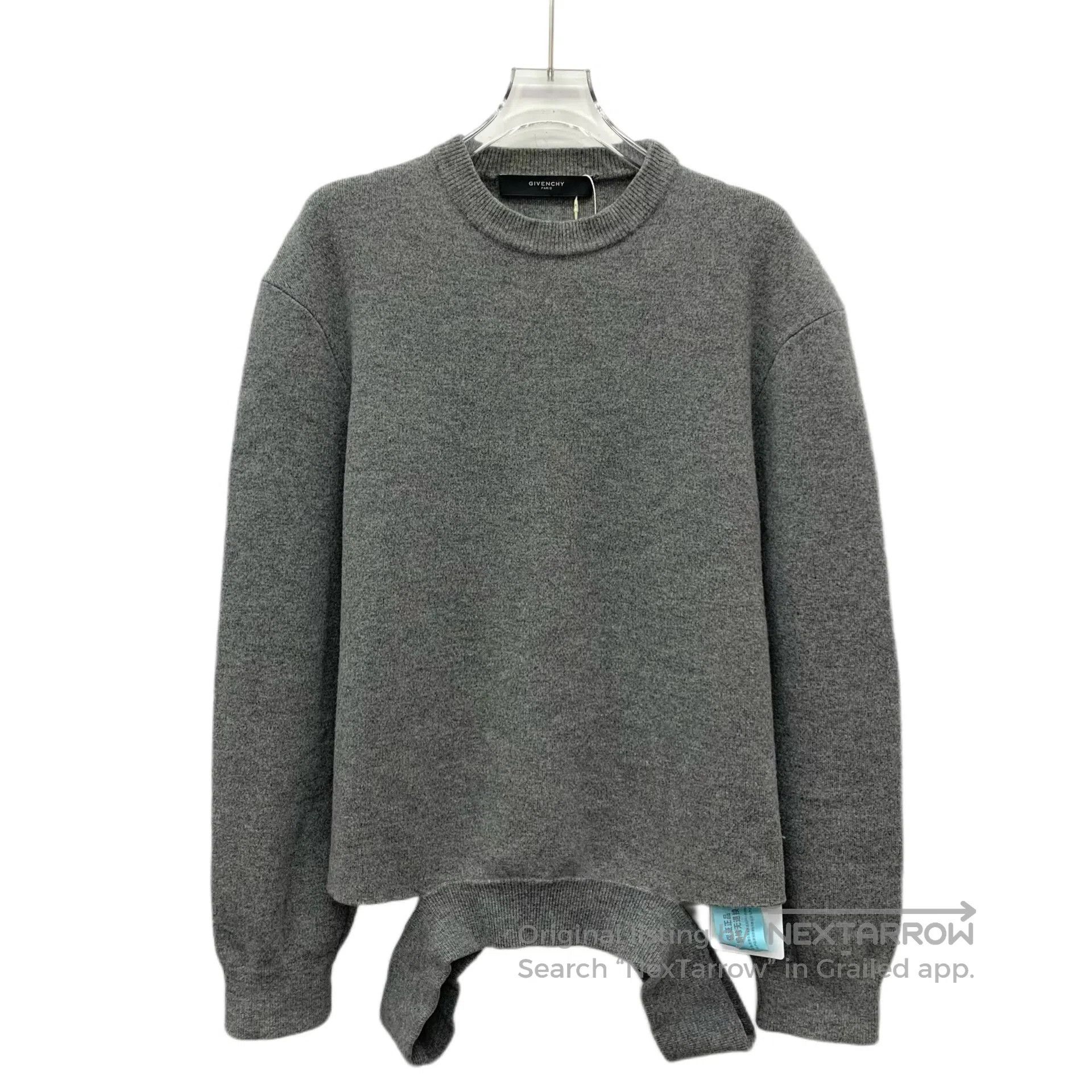 Giorgio Armani Giorgio Armani Grey wool round neck long sleeve knitted sw Size US S / EU 44-46 / 1 - 1 Thumbnail