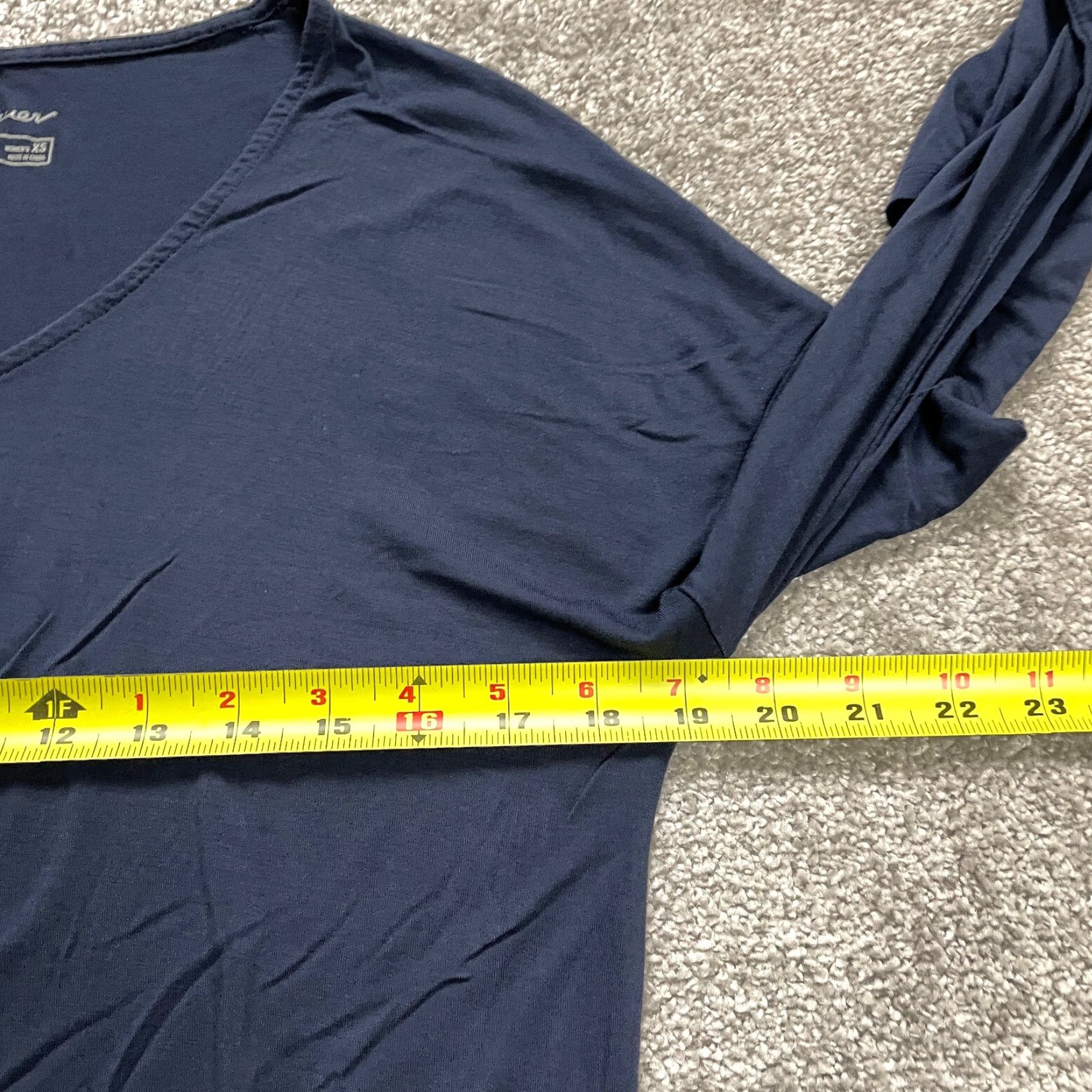 Eddie Bauer VINTAGE Eddie Bauer Women's T-Shirt Long Sleeve V-Neck Casual Blue XS Fabric Knit Fall Spring Summer Womens Size XS / US 0-2 / IT 36-38 - 6 Thumbnail