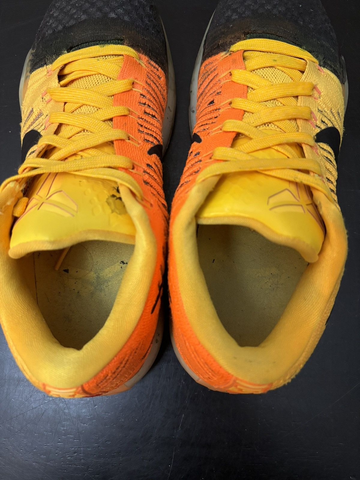 Nike Kobe 10 Elite Chester Cheetos Rivalry Yellow