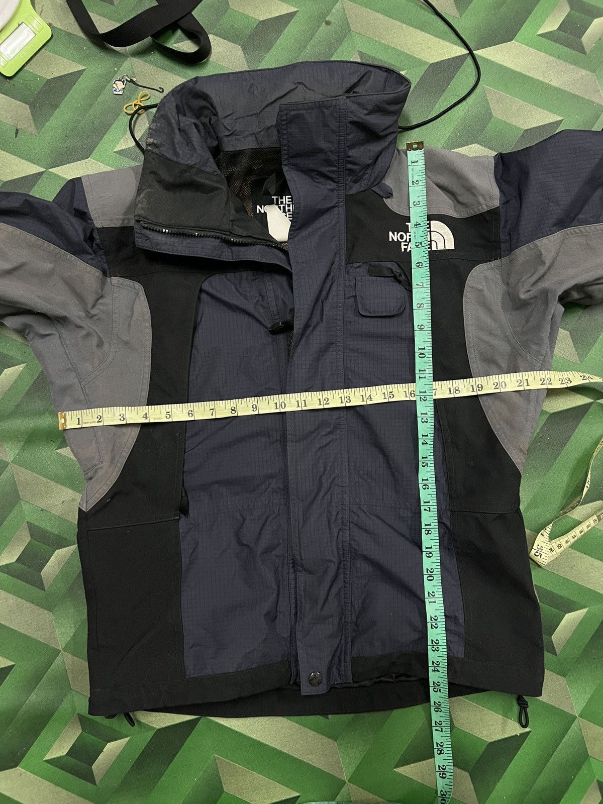 The North Face Vintage The North Face Rare Design Size US M / EU 48-50 / 2 - 6 Thumbnail