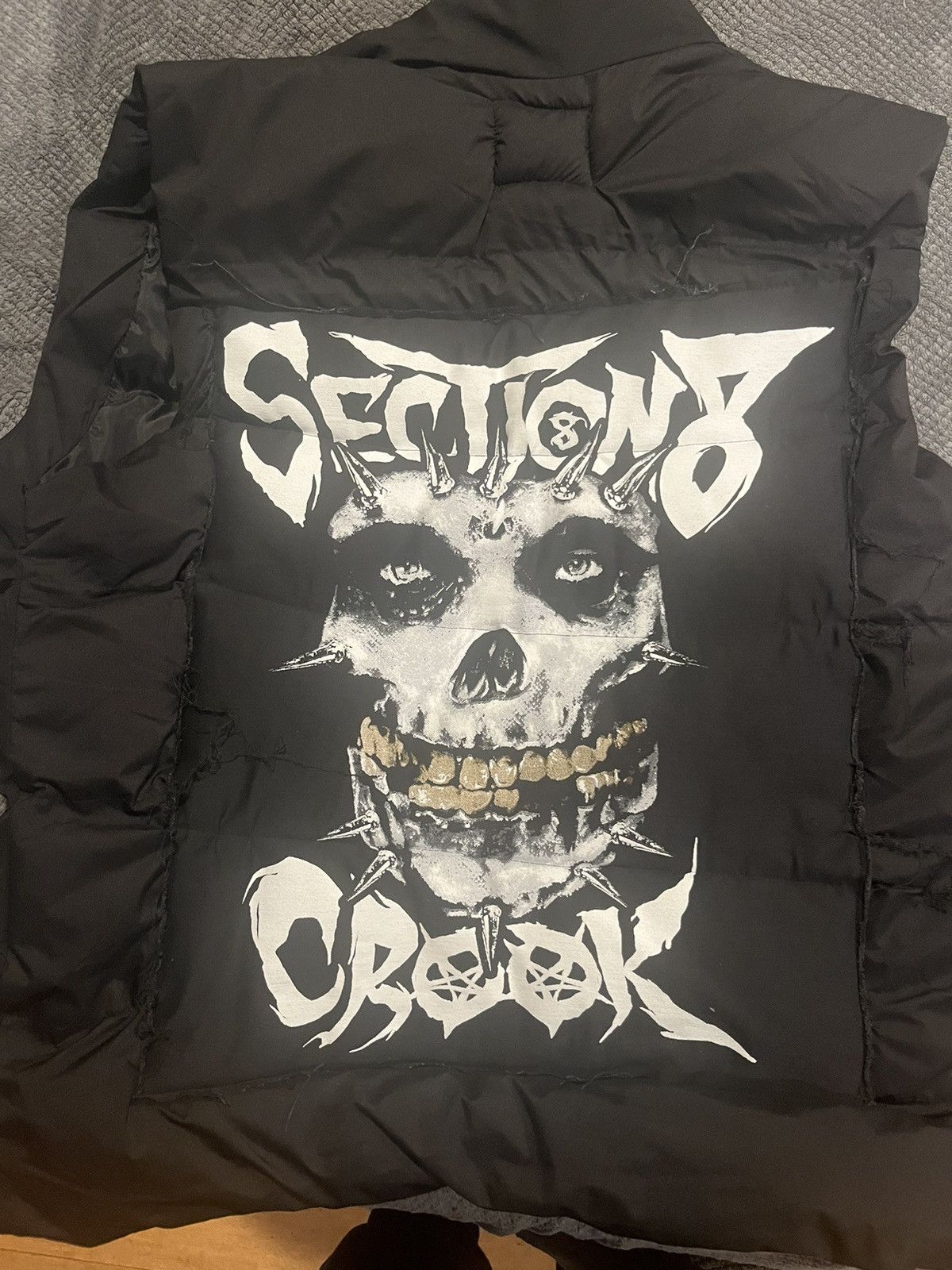 Section 8 SECTION EIGHT MISFIT CROOKS VEST Size US XL / EU 56 / 4 - 2 Thumbnail