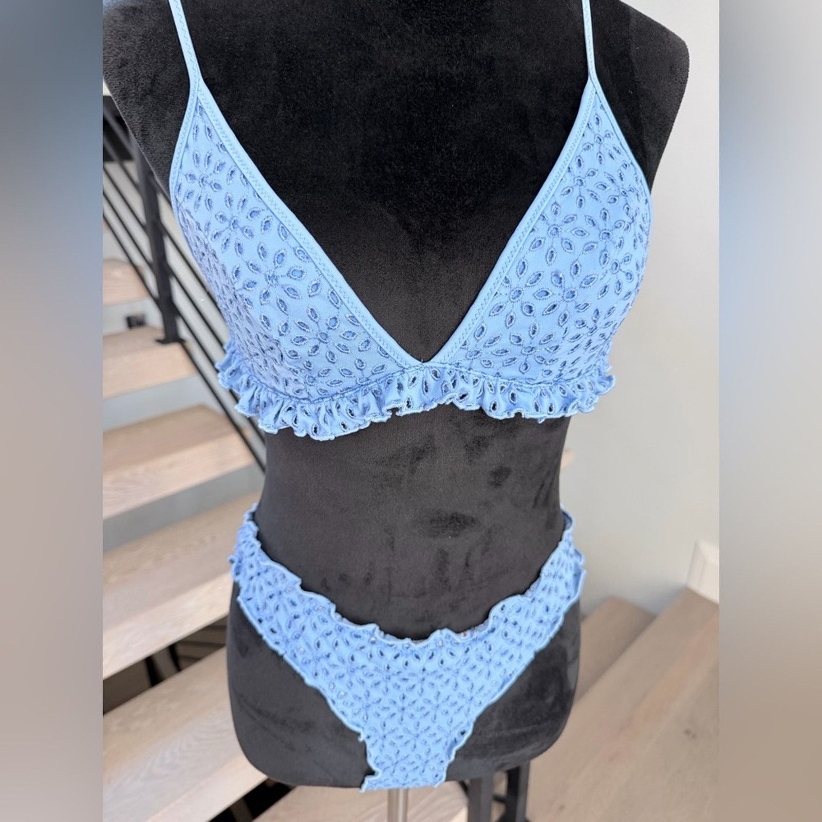 Guess New Guess Blue Bikini Swimwear Swimsuit 2 piece Set size S Size ONE SIZE - 4 Thumbnail