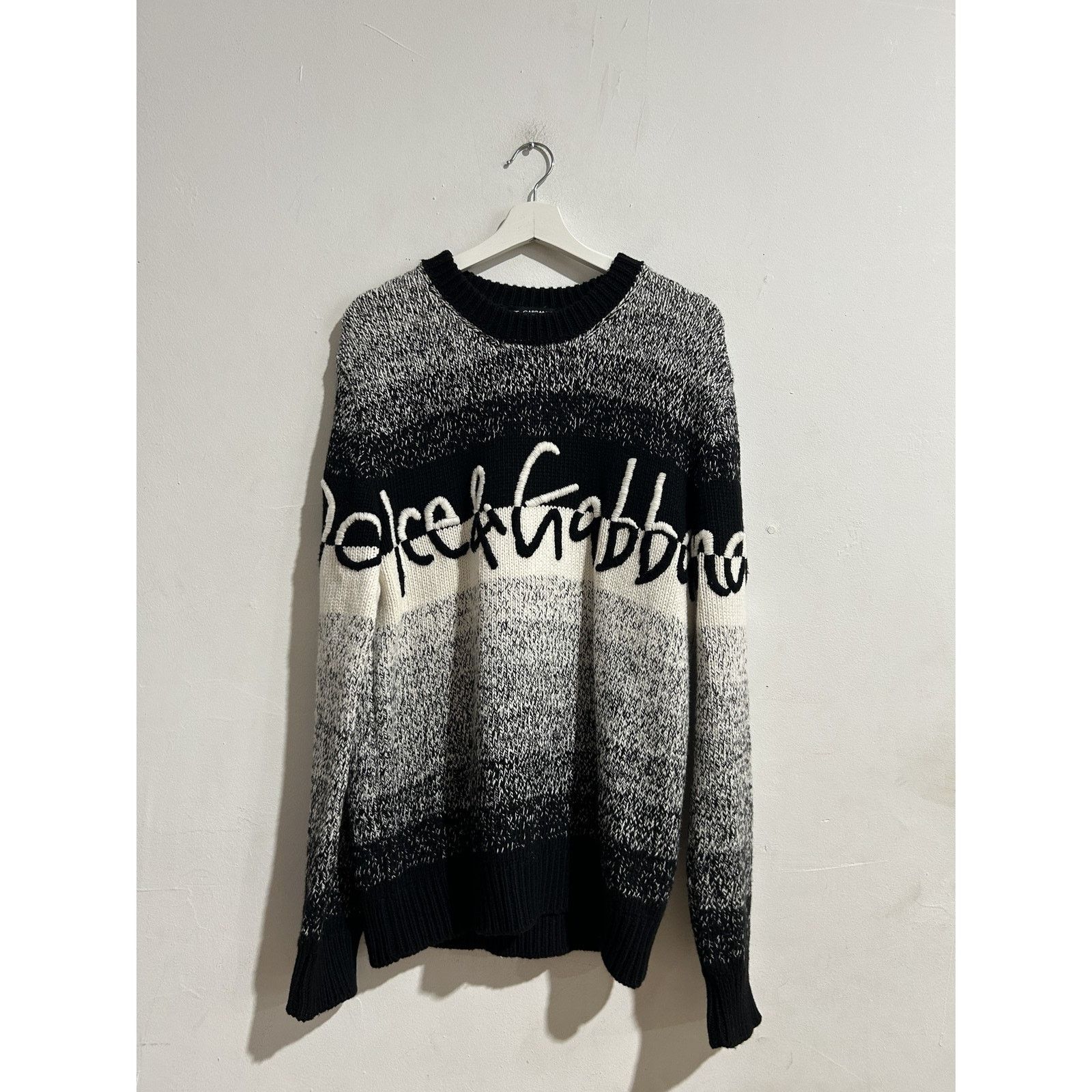 Dolce & Gabbana DOLCE & GABBANA BLACK AND BLACK REVERSIBLE FITS LIKE MEDIUM Size US M / EU 48-50 / 2 - 1 Thumbnail