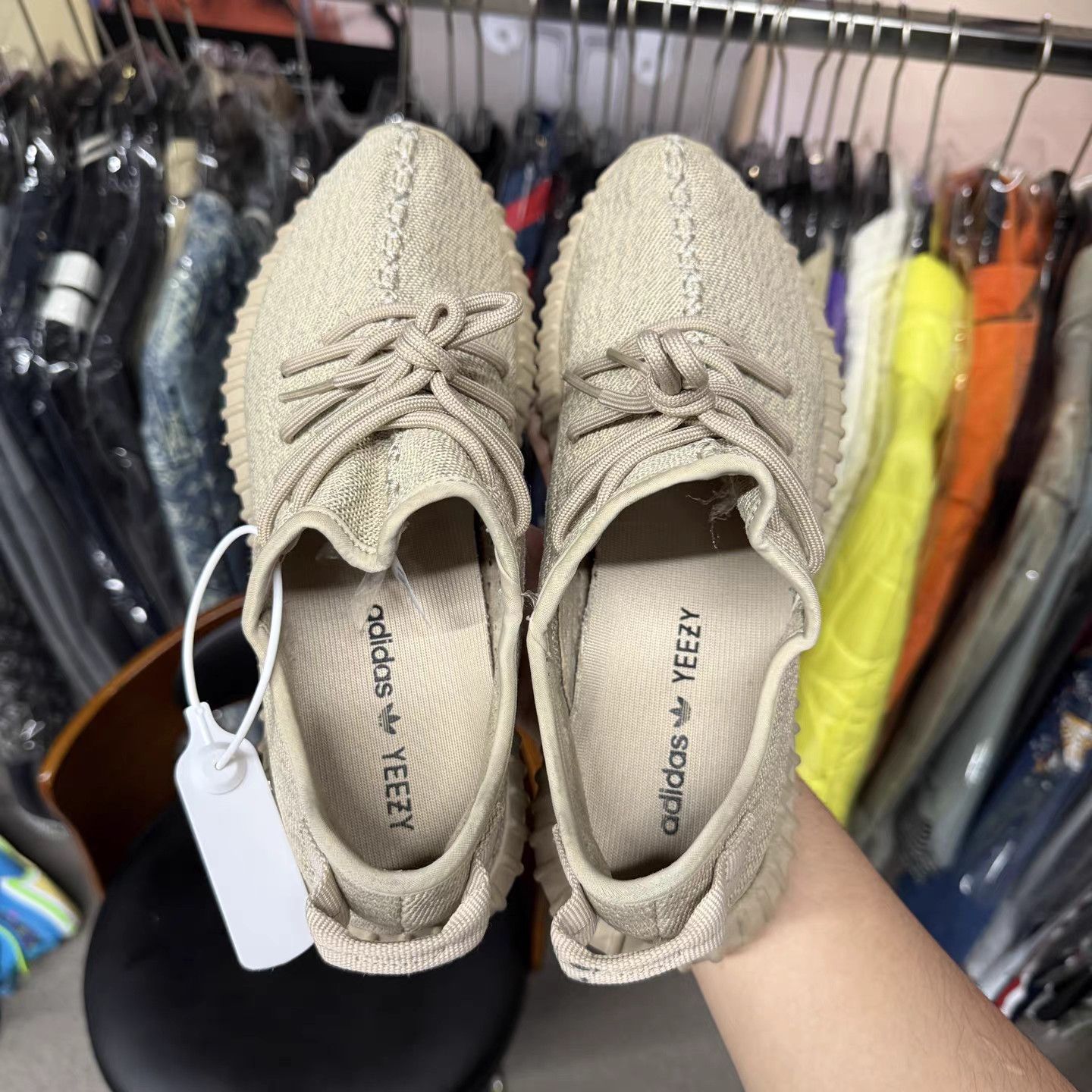Adidas adidas Yeezy 350 Boost V2 Desert Sage K15 Size US 11 / EU 44 - 5 Thumbnail