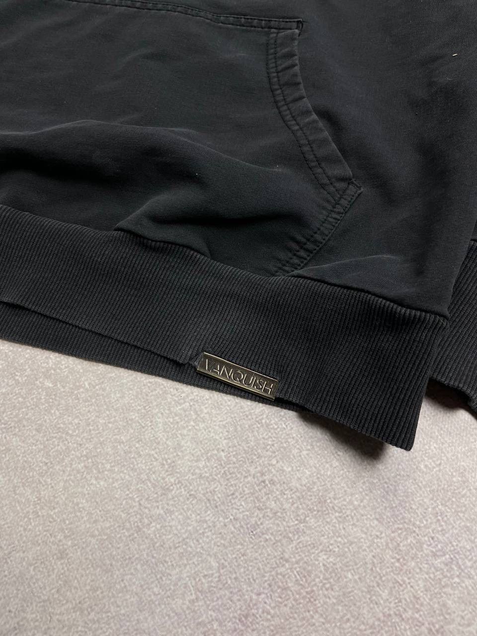 Vanquish VINTAGE VANQUISH BIG LOGO SPELLOUT HOODIE XL Size US XL / EU 56 / 4 - 3 Thumbnail