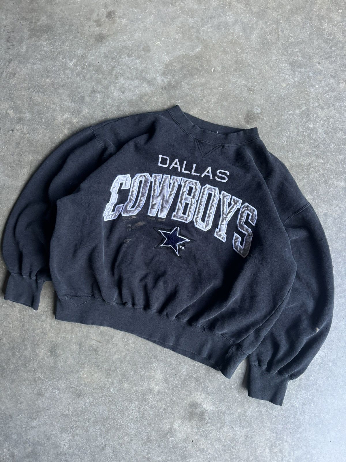 Logo 7 Vintage Dallas Cowboys Embroidered Spell Out Crewneck Size US XL / EU 56 / 4 - 5 Thumbnail