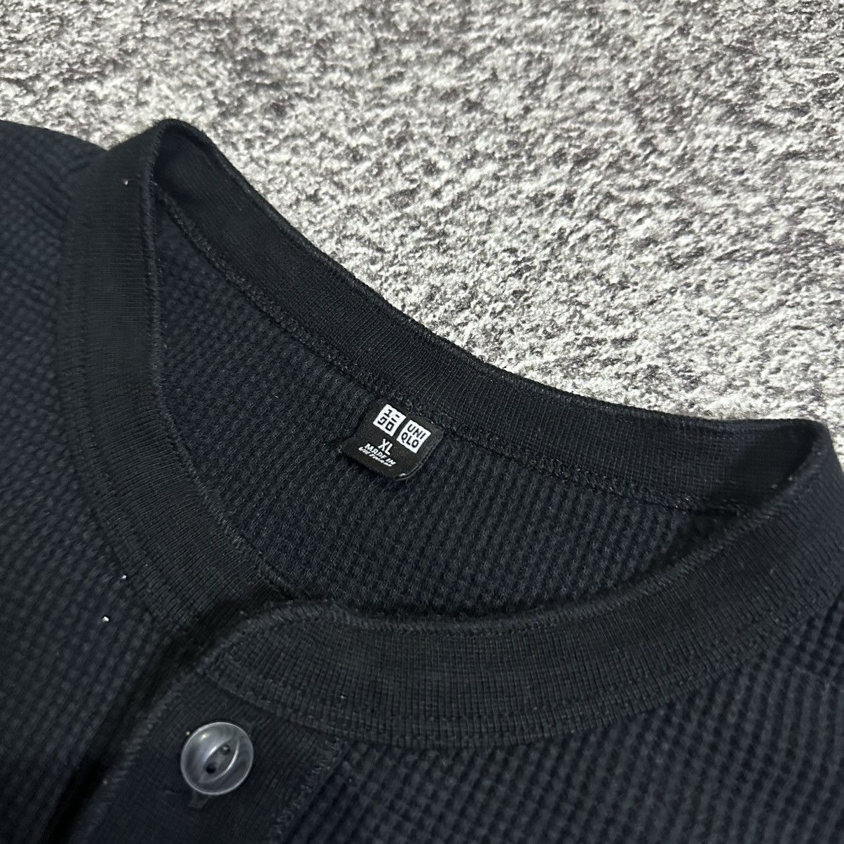 Uniqlo BUTTON UP THERMAL TSHIRT Size US XL / EU 56 / 4 - 3 Thumbnail