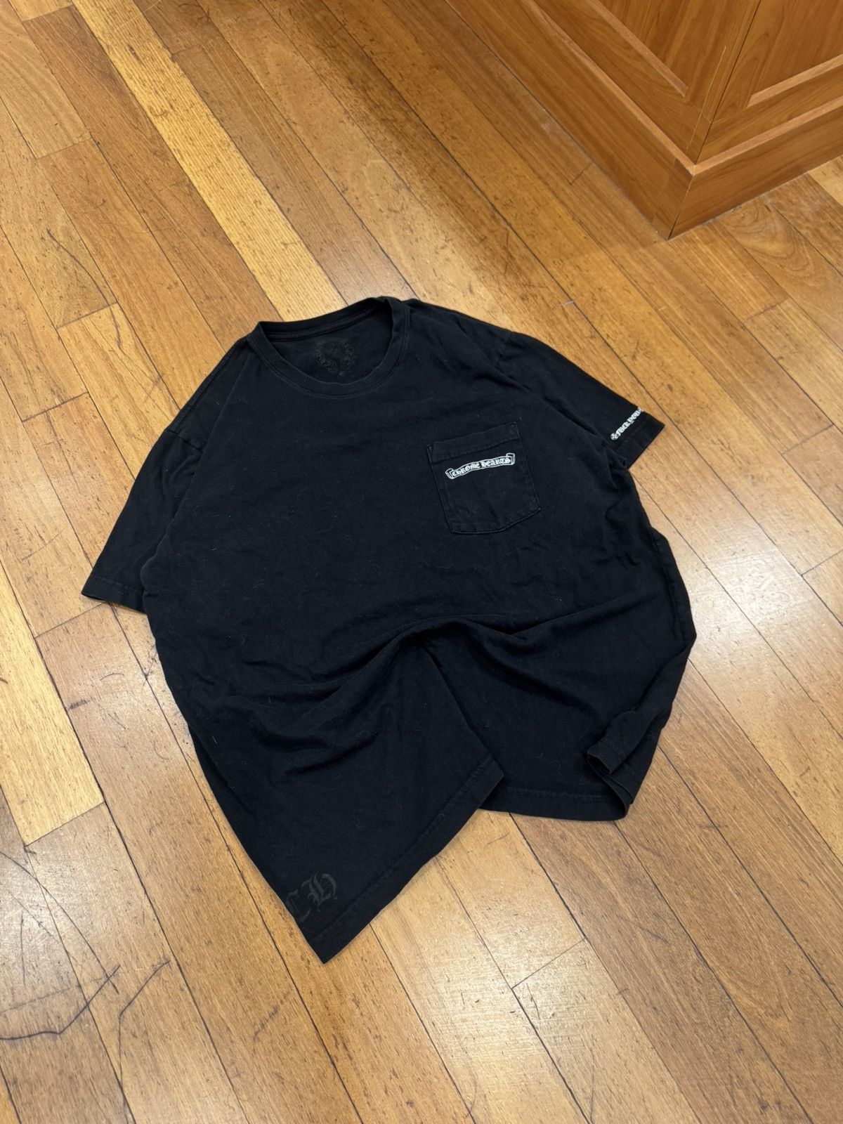 Chrome Hearts Chrome Hearts Pocket Scroll Tee Size US XL / EU 56 / 4 - 1 Thumbnail