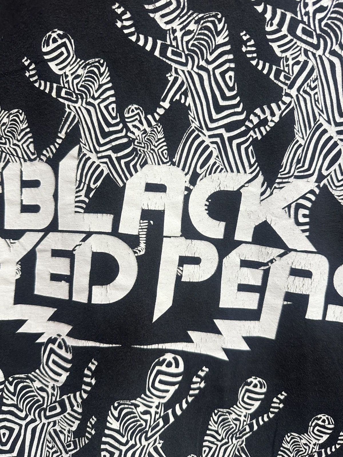 Band Tees Vintage Y2k The Black Eyes Peas Faded Tee Size US M / EU 48-50 / 2 - 4 Thumbnail