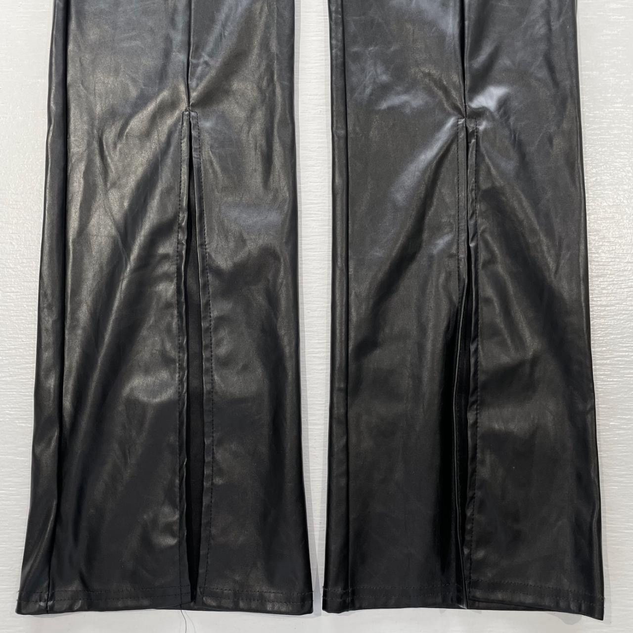 PrettyLittleThing PrettyLittleThing Faux Leather Front Split High Rise Pants Size 28" / US 6 / IT 42 - 4 Thumbnail