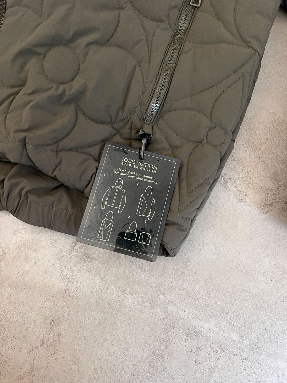 Louis Vuitton Louis Vuitton Quilted Hoodie Puffer Jacket Size US L / EU 52-54 / 3 - 9 Thumbnail