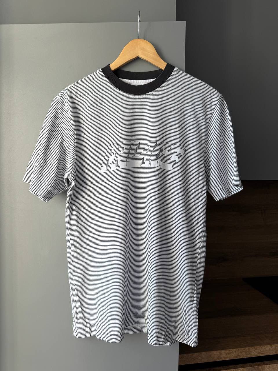Palace Rare T-Shirt Palace 3D Logo Big Logo Vintage Skateboarding Size US S / EU 44-46 / 1 - 1 Thumbnail
